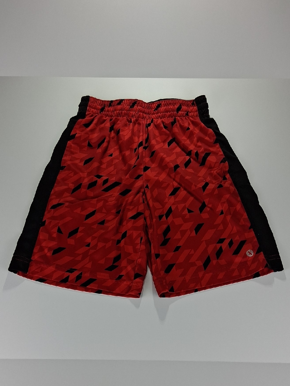 Boys Xersion Red And Black Athletic Shorts Size Small (8) With Side Pockets